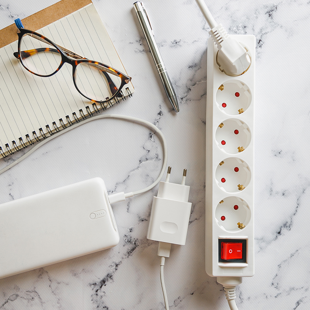 PRELUNGITOR SPACER, Schuko x 5, conectare prin Schuko (T), cablu 1.8 m, 16 A, max. 3500W, protectie supratensiune, protectie copii, Alb, Cod Produs: PP-5-18 [3]